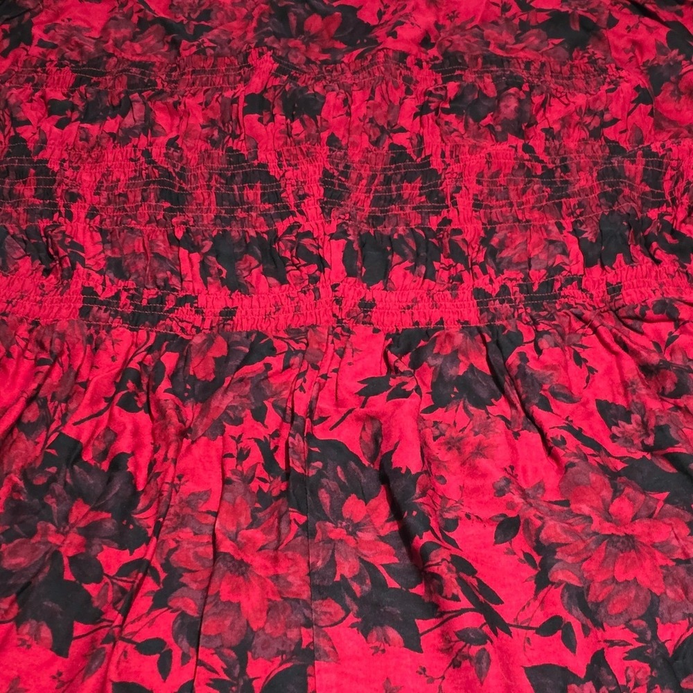 Torrid Tunic Top Womens Smocked Floral Button Down Red Black 2X NEW - Picture 9 of 13